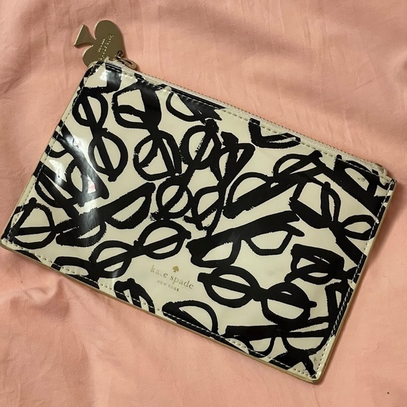 kate spade Handbags - 🕶️ 2/20 Kate Spade Pencil Case